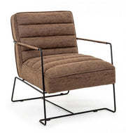 Poltrona con braccioli e struttura in acciaio e rivestimento in simil pelle marrone 63x74x80h cm
